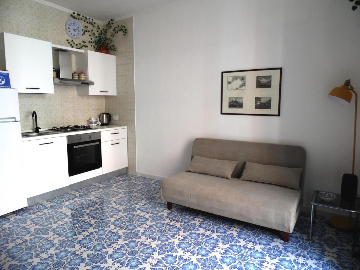 Vacanzella Apartment Napoli Ngoại thất bức ảnh